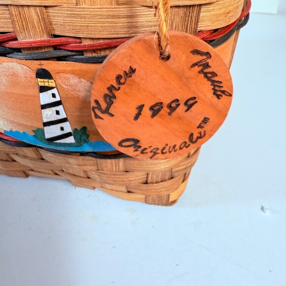 Karen Traub Coastal Wicker Basket Lighthouse Lid VTG Woven Nautical Storage - Picture 14 of 16